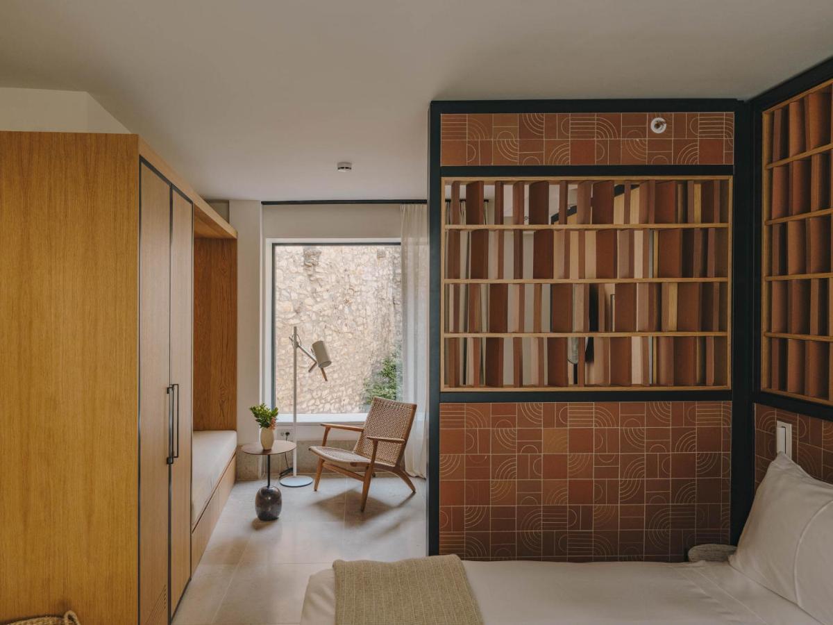 Hotel Palau Fugit Girona Bagian luar foto