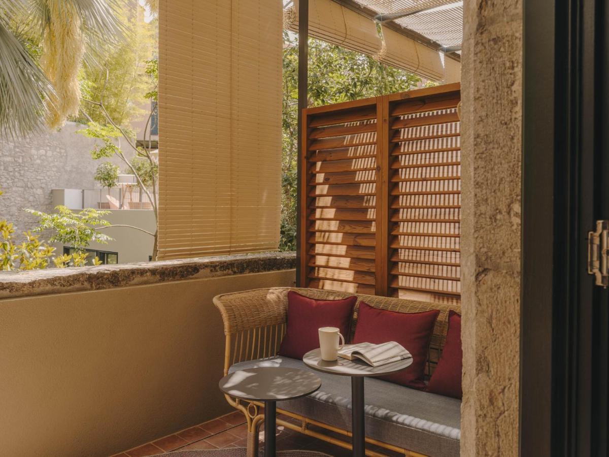 Hotel Palau Fugit Girona Bagian luar foto