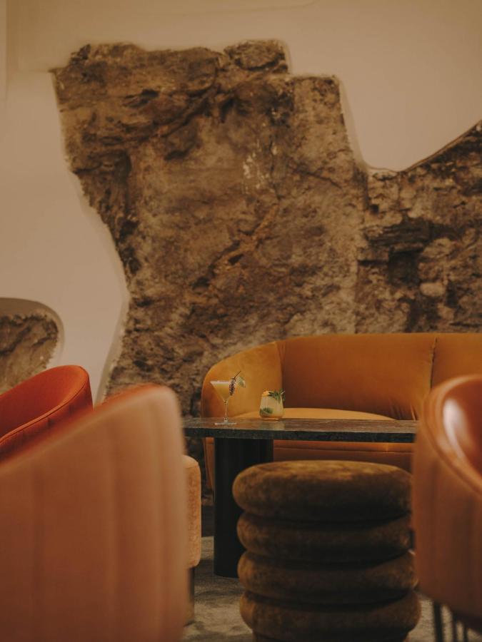 Hotel Palau Fugit Girona Bagian luar foto