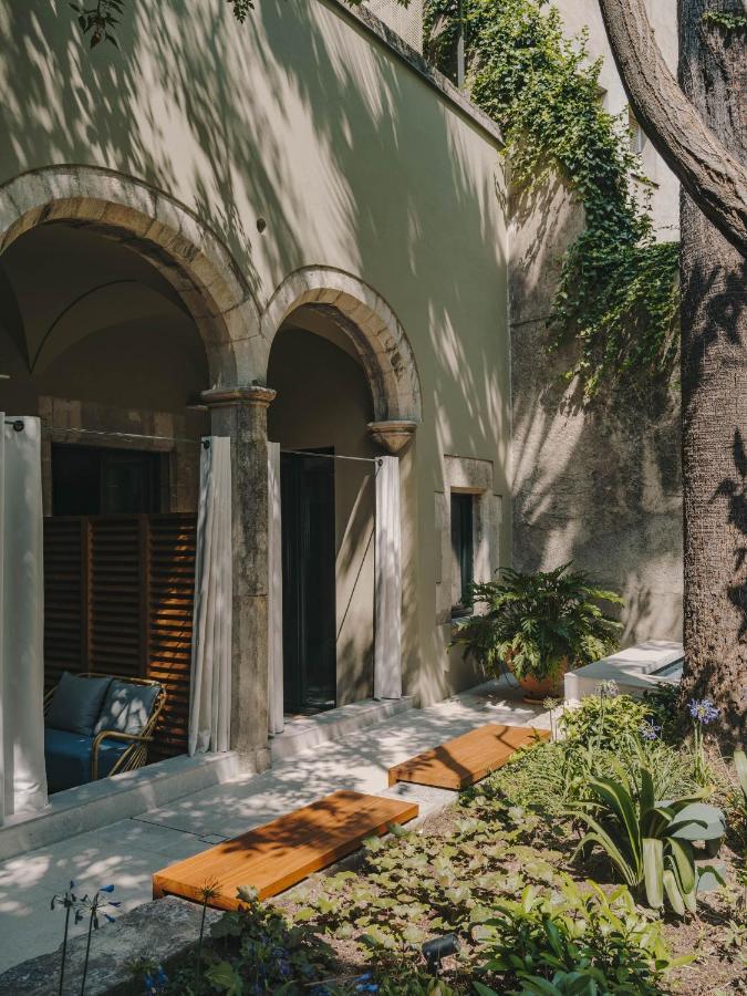 Hotel Palau Fugit Girona Bagian luar foto