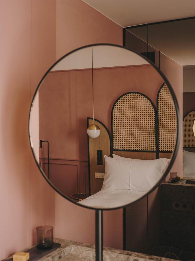Hotel Palau Fugit Girona Bagian luar foto