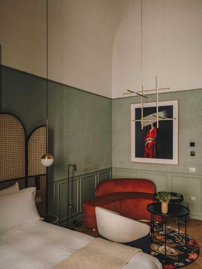 Hotel Palau Fugit Girona Bagian luar foto