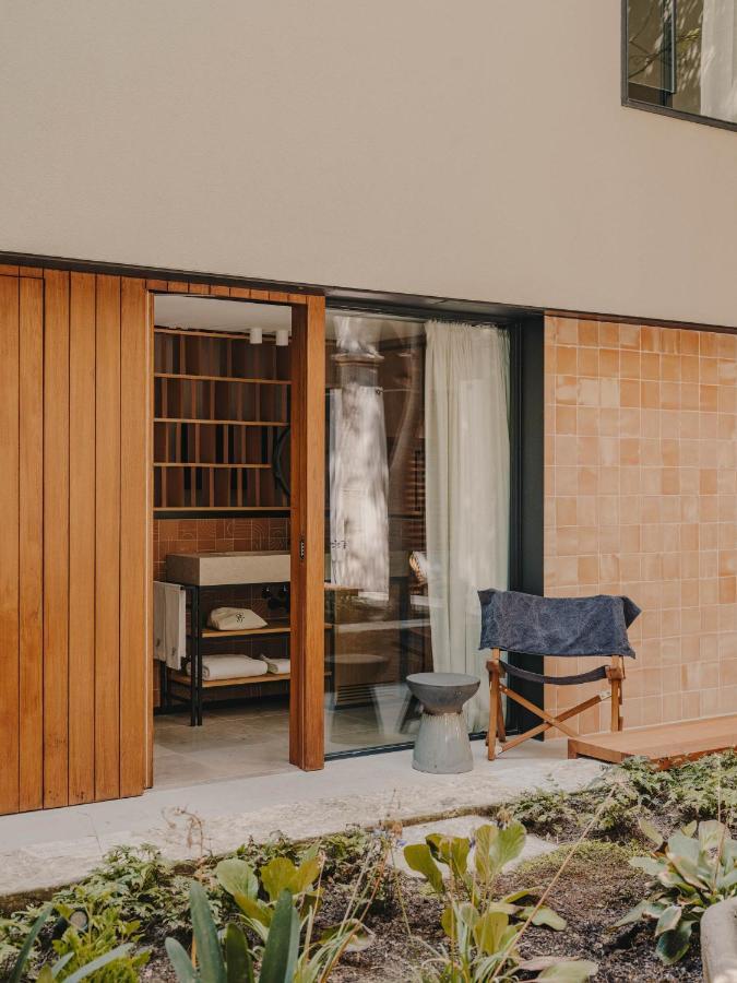 Hotel Palau Fugit Girona Bagian luar foto